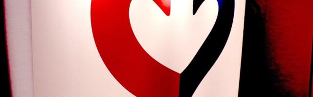 SRCE: Vlast zadužuje Srbiju da bi sačuvala sebe