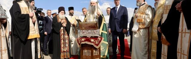 Vučić o dolasku svetinje u Beograd : Velika čast za srpski pravoslavni svet!