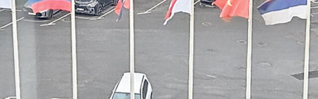 По­тре­бан крај ме­ша­ња у уну­тра­шње ства­ри др­жа­ва