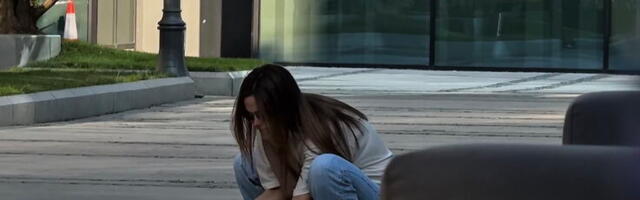 OD DEČKA NI TRAGA, NI GLASA Uhvatili smo Milicu Pavlović bez trunke šminke, a njen komšiluk bruji o akciji koju ima svakog jutra i noći! (PAPARAZZO)