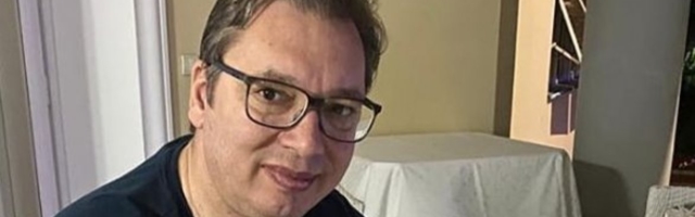Predsednik Vučić objavio neverovatnu fotografiju nakon napornog dana!