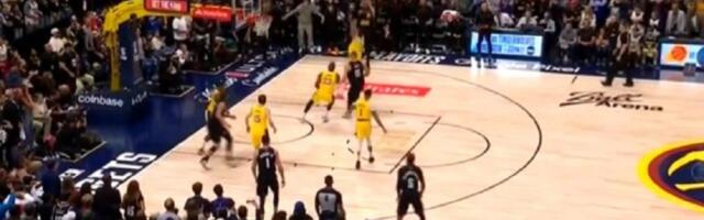 Koš uz zvuk sirene kojim je Denver srušio Lejkerse (VIDEO)