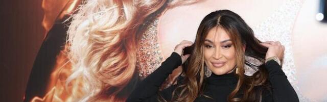 Pevačica skinula periku od 4.000 evra! Evo kako izgleda bez nje (FOTO)