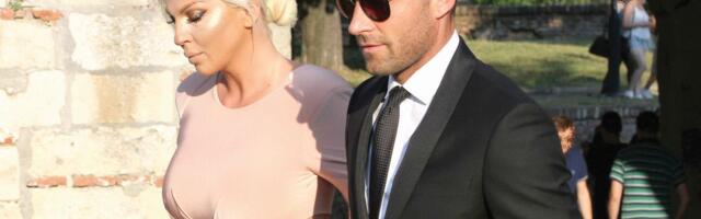 Zaposleni kod Jelene i Duška počeli da iznose detalje iz vile na Dedinju: Ovo o njima niko nije znao