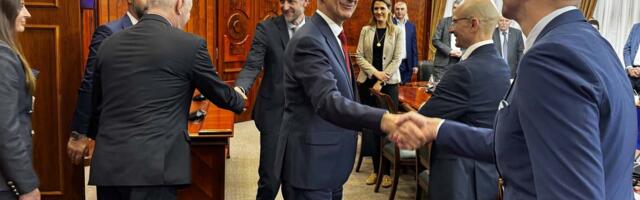 Macut na sastanku sa fon Bekeratom: Da se što pre reši problem sa vozačima