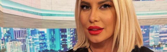 DEA ĐURĐEVIĆ POKAZALA KAKO IZGLEDA U ŠESTOM MESECU TRUDNOĆE: U beloj haljini se pojavila u emisiji, a onda objavila sliku iz spa centra (FOTO)