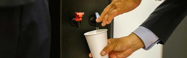 Neverovatna situacija u školi u Čenti: Roditelji kupili aparate za vodu, pa doživeli „hladan tuš“