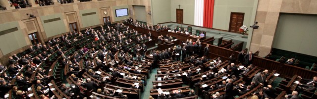 Poljska usvojila sporni zakon, Vašington negoduje, Izrael povukao ambasadora