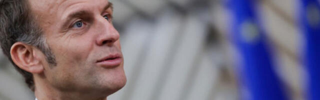 Макрон: Француска ће изградити нови носач авиона