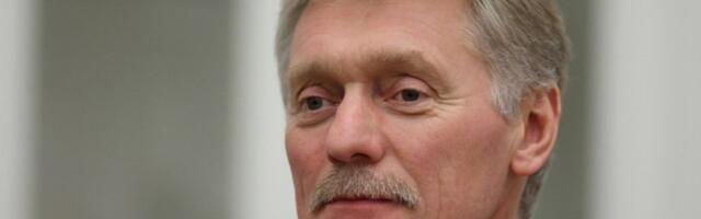 Oštar odgovor Kremlja: Peskov poručio da Starmer nije Čerčil, a Makron nije De Gol