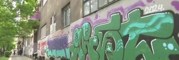 NEZNANOM "UMETNIKU" KAZNA 10.000, A ZGRADI 50.000?! Upravnici beogradskih zgrada očajni zbog grafita: "Kao da sam neki inspektor iz krimi-serija..."