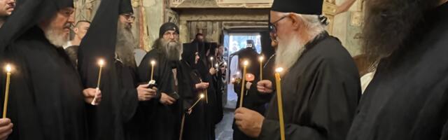 VEČE DUHOVNOG PREPORODA U SRCU ŠUMADIJE: Iskušenica Anđela postala monahinja Angelina u manastiru Drača
