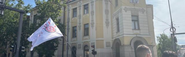 Studenti zauzeli rektorat u Nišu i blokirali zgradu