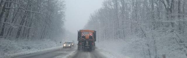Vreme danas oblačno i hladno, uslovi za vozače otežani u planinskim krajevima