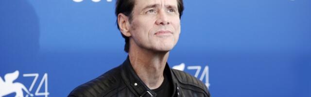 Mreže GORE zbog Džima Kerija: Glumac NEPREPOZNATLJIV - ljudi misle da to nije on (VIDEO)