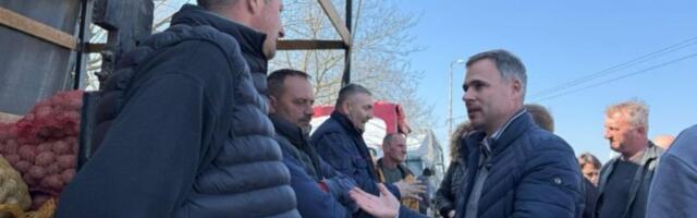 Aleksić: Dok građani na ulici iznose stvarne probleme, vlast pod šatorom razgovara samo sa izabranima