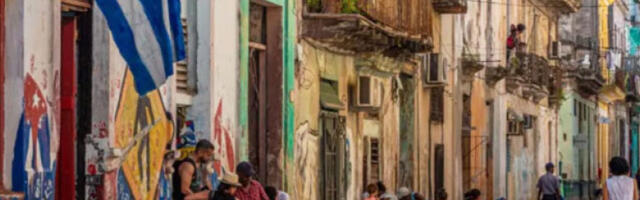 Кастрово гнездо на Трамповом путу