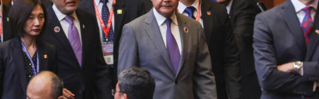 Ванг Ји: Под вођством Сија и Трампа односи Кине и САД остали стабилни