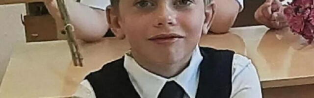 MALOG SAVU (7) OTMIČAR DRŽAO ZATOČENOG 52 DANA U KUĆI Svi mislili da je mrtav, a onda je zbog JEDNE GREŠKE usledio filmski upad SPECIJALACA! (FOTO)