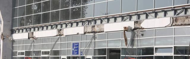 Određen kućni pritvor Goranu Vesiću i drugim optuženima u slučaju "Nadstrešnica"