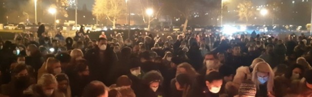 Aplauzi i beli zec: Oproštaj od Đoleta i kod Sava centra