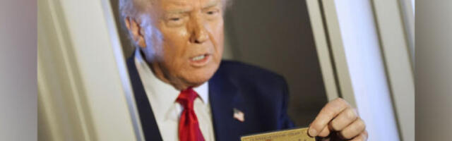 Доналд Трамп: Стигла златна картица Америке