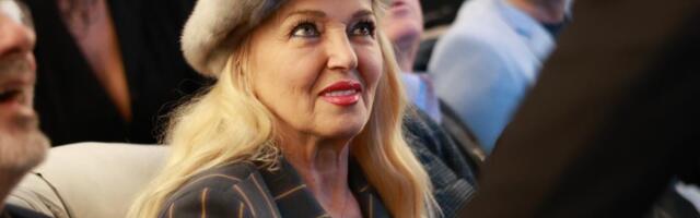 MUŽ NAJBOGATIJE PEVAČICE NA ESTRADI POZAJMLJIVAO PARE NJENIM KOLEGAMA! Otkrila da li su vratili: Kaplje mi sa svih strana