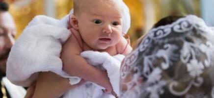Šta prema verovanju znači ako se dete rodi na Božić: Evo da li je to znak od Boga i kakva je simbolika