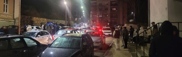 Ako se ovakva praksa odmah ne prekine, može da dovede do sličnih epiloga i na drugim mestima:Geografski fakultet osudio prebijanje studenata i profesora Mikice Sibinovića