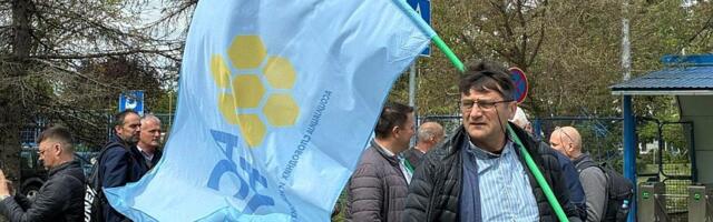 Protest radnika GSP-a u Novom Sadu: „Deset kolega dobilo otkaz jer su mislili svojom glavom“