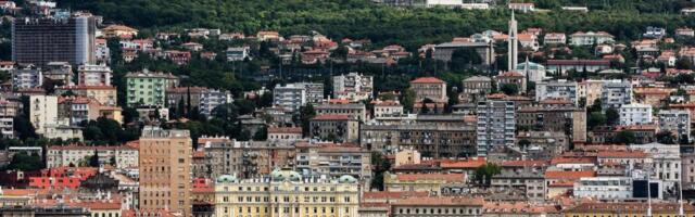 POKUŠAJ UBISTVA U RIJECI! Muškarac (54) zadobio povrede opasne po život! Napadnut je palicom i nožem!