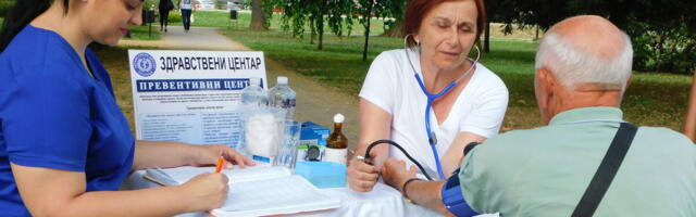 MEDICINSKI PUNKT ZA PRVU POMOĆ: Zbog ekstremnih vrućina na lozničkom šetalištu