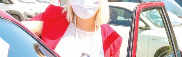 Dea pobedila NAJVEĆI STRAH – Voditeljka ponovo za volanom! “Odbijala sam da UMREM!”