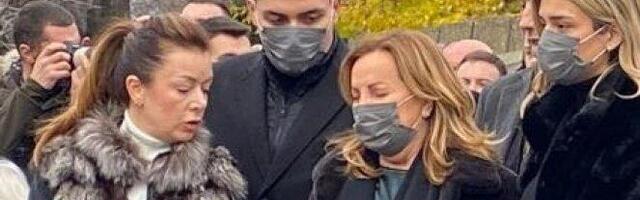 ANA BEKUTA ŽIVI SA MRKINOM UDOVICOM! Pevačica se brine o Daši u njihovom penthausu!