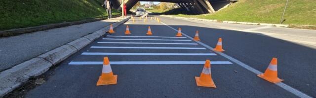Postavljene vibro trake u zoni OŠ  Treći kragujevački bataljon  (FOTO)