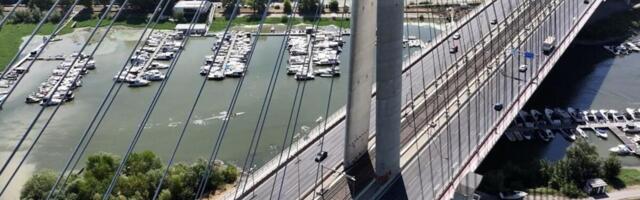 NEVEROVATAN PREKRŠAJ U BEOGRADU! Vozač (84) uleteo gde ne sme – blokirao Most na Adi!