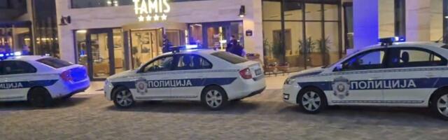 Petrović (SRCE): Policija ispraznila hotel tokom seminara opozicionih stranaka, navodno dojava o postavljenoj bombi