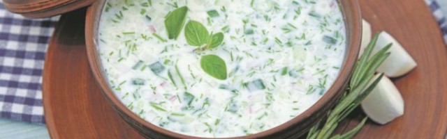 HLADNA SUPA PUNA VITAMINA! Jelo na kašiku od koje će vas osvežiti u vrelim danima!