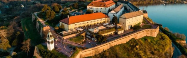 Da li je ovo garaža ili potkrovlje - ljudi ne mogu da veruju kakav stan se izdaje u Novom Sadu