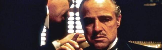 Glavni glumac koji nije znao tekst, tvrdoglavi reditelj i fake news o Jugoslovenu u glavnoj ulozi - film Kum slavi 50. rođendan