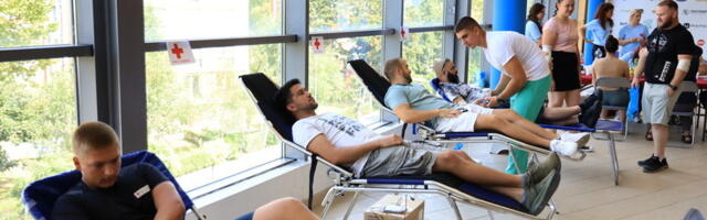 U velikoj letnjoj akciji dobrovoljnog davalaštva prikupljeno oko 60 jedinica krvi
