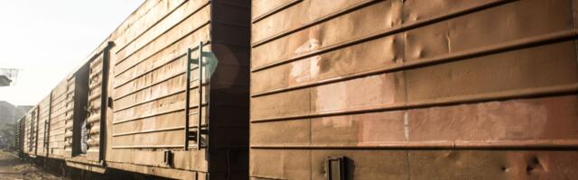 Kod Niša s pruge iskliznuli vagoni s fosfornom kiselinom, niko nije ugrožen