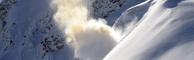 Još jedna strašna lavina: Nesreća na Alpima, skijaš poginuo, dvoje povređeno