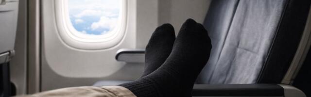 Stjuard upozorava: "Nikada nemojte nositi crne čarape u avionu"