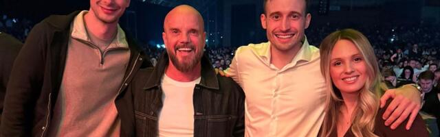 Avramović napravio haos na koncertu Zdravka Čolića u Sarajevu: Provodio se sa Rajovićem, isplivale slike