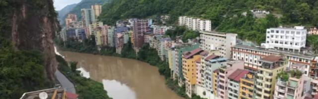 VIDEO: Ovaj kineski grad je jedan od najužih na svetu