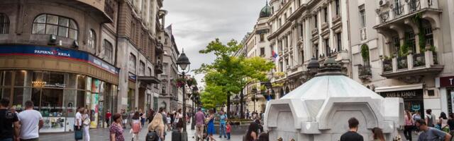 "Nevidljivi neprijatelj" pravi haos u organizmu: Srbi se masovno žale na ove simptome, a najgore tek sledi