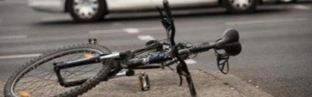 UŽAS U LJUBOVIJI! Mercedesom usmrtio biciklistu