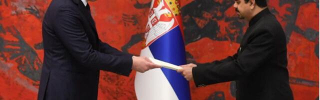 VUČIĆ PRIMIO AKREDITIVNA PISMA AMBASADORA PAKISTANA: Poželeo sam mu dobrodošlicu!