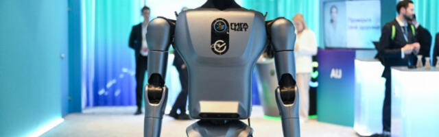 Роботи саобраћајци са вештачком интелигенцијом раде у кинеским градовима